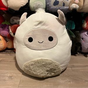 16” Amleth Yeti Squishmallow